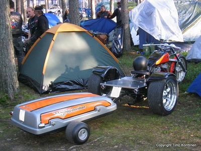 Trike peräkärry.jpg